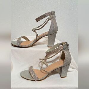 Top Moda Rosa-66 Silver Chunky Heels sz. 10